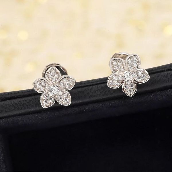 

stud 925 sterling silver classic european selling fashion brand luxury jewelry earrings women sakura flower stud earrings, Golden;silver