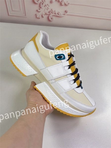 

2023 men's sneakers designer white shoes triple leather printed sneaker platform women casual shoe, Black