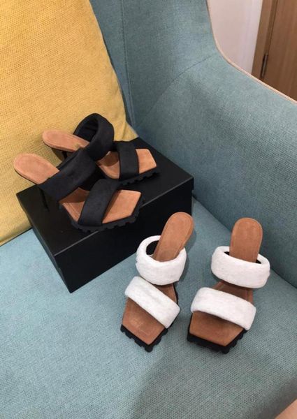 

2022 early spring sandals new slippers rhinestone one word with pvc open toe fashion high heels square women9369824, Black