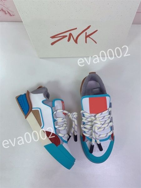 

2023 new designer men's causal shoes fashion woman leather lace up platform sole sneakers white black mens womens