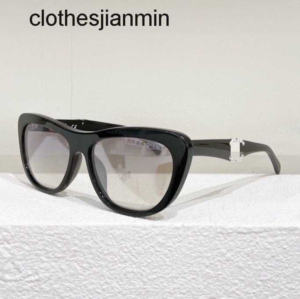 

2023 fashion sunglasses factory 85% retail 2023 xiaoxiangjia's new fashion box plate sunglass and star ch9095, White;black