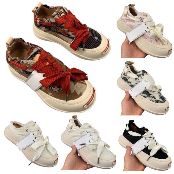 

canvas shoes designer shoes men and women sports shoes all kinds of classic open smile canvas shoes cowhide inner star with a half shoe
