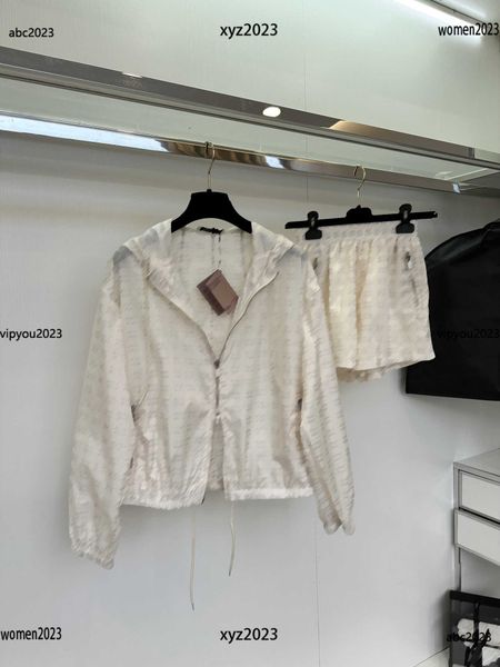 

designer tracksuit women letter printed sunscreen suit size s-l 2pcs zippered hooded jacket and shorts new product may17, Gray