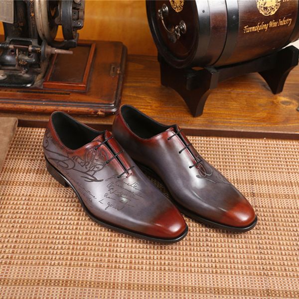 

berluti Alessandro Galet Scritto Leather Classic men's patterned leather Oxford shoes, comfortable formal attire, handmade and hand-painted, genuine leather outsole, Cool brown