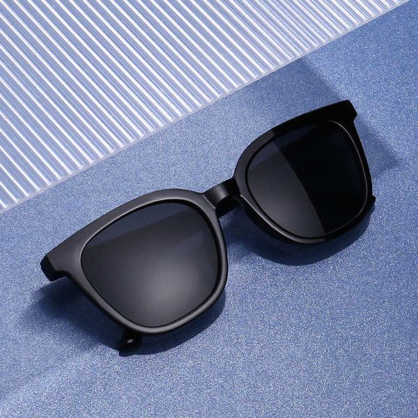 

2023 trendy sunglasses ins style fashion glasses dress up and show thin sunglasses jb3928, White;black