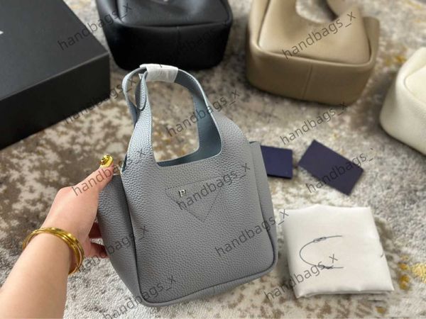 

designer bag p bag 2023 spring summer new home vegetable basket small water bucket leather tote cabbage handheld women's