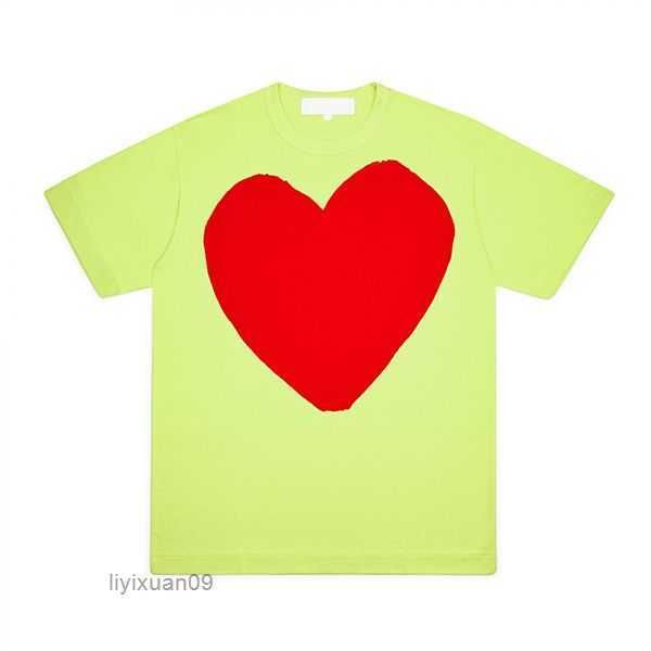 

cdg fashion mens play t shirt designer red heart commes casual women shirts des badge garcons high quanlity tshirts cotton embroidery 2 jllv, White;black