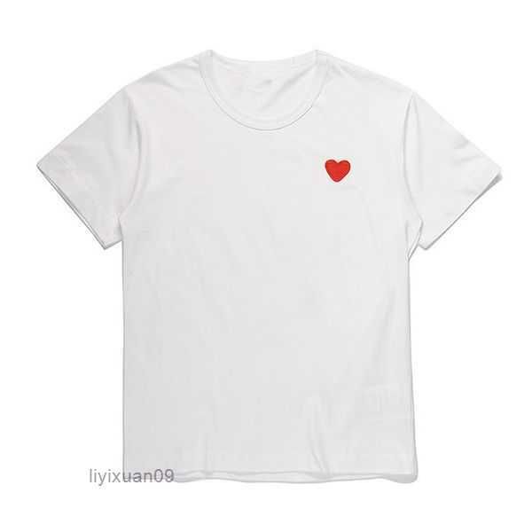 

cdg fashion mens play t shirt designer red heart commes casual women shirts des badge garcons high quanlity tshirts cotton embroidery 2 jns4, White;black