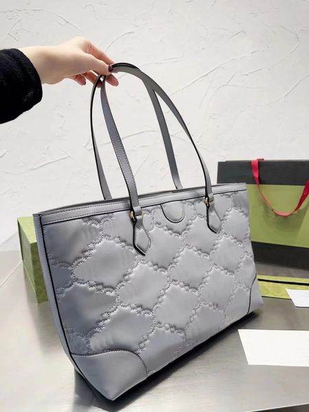 

luxury designer women's shopping bag shoulder bag handbag leather fashion handbag gold metal., Black;red