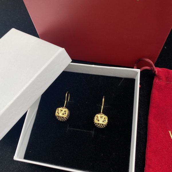 

2023 earrings designer for women stud luxury gold heart shape pearl crystal gold double v letter 925s silver jewelry classic-3002, Golden;silver