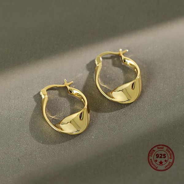 

huggie 2020 new s925 sterling silver earrings simple fashion ins cold style irregular pattern design wild female ear jewelry, Golden;silver