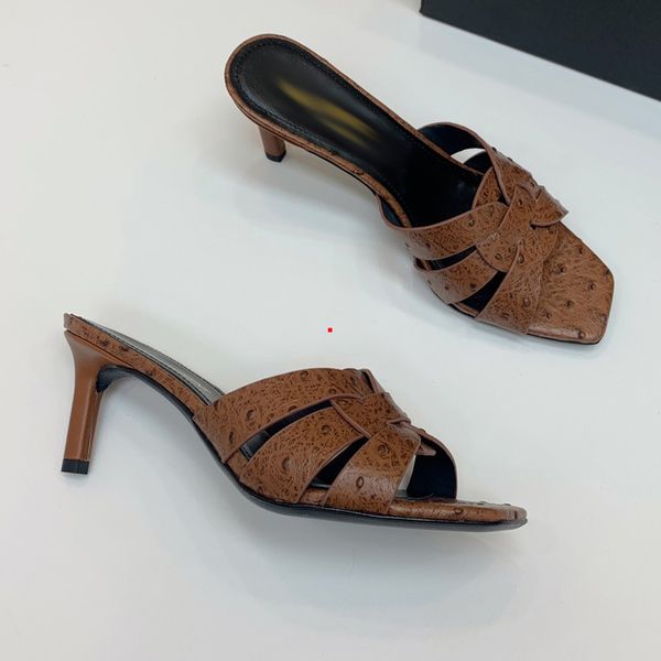 

2023 retro slippers letter sandals shoes flops genuine leather casual ladies flat slipper summer outdoor beach loafer party holiday fashion, Black