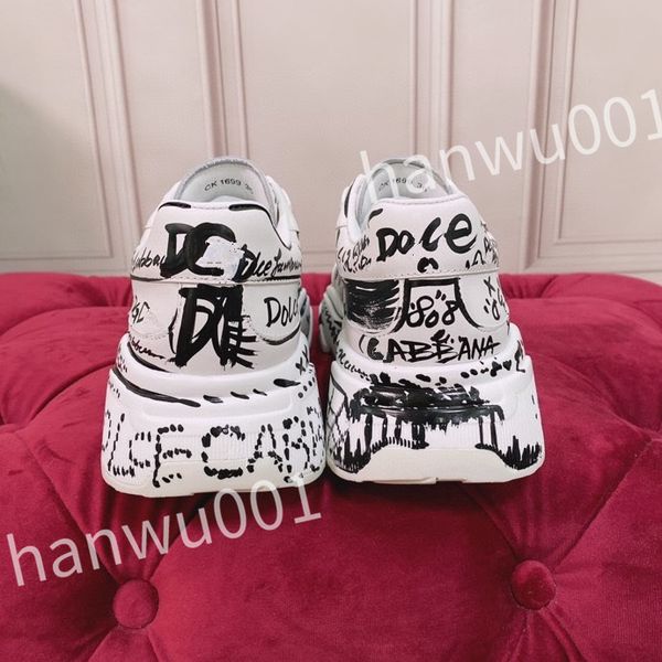 

2023 luxurys casual shoes small white shoes black white low men women fashion versatility soft breathable trendy sneakers