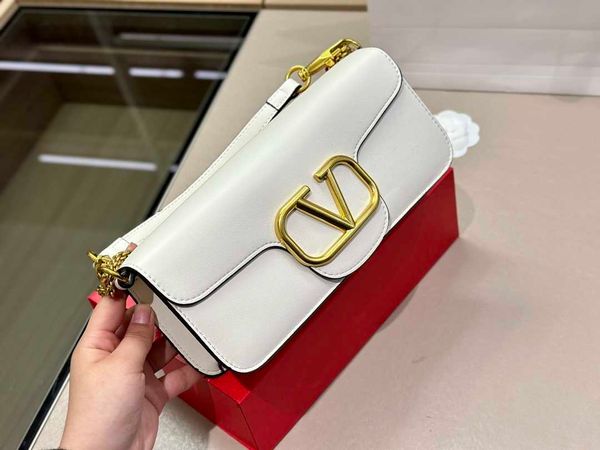 

lady designer fashions waistpacks beach mini loco bags luxurys handbag with logo new fashion leather rivet chain crossbody handbag handbags