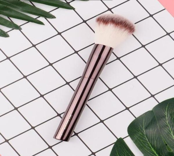 

hg1 hourglass loose powder brush honey powder brush beginner beauty makeup tool makeup brush3558274