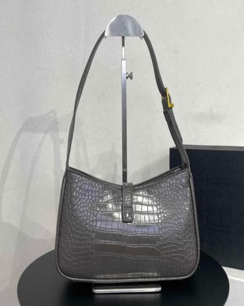 

whole canvas hobo for women shoulder bag for women chest pack lady tote chains handbags presbyopic purse messenger bag handbag3667162