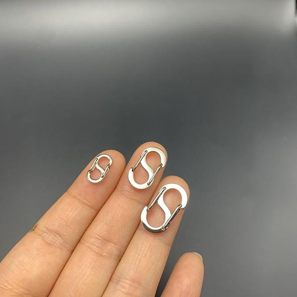 

polish mini buckle titanium alloy outdoor small tool alloy keychain buckles necklace bracelet part titanium clasp, Blue