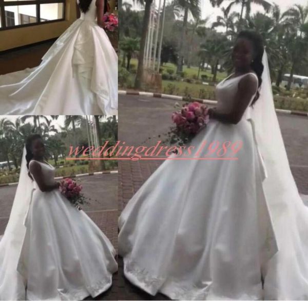 

vintage vneck african wedding dresses satin aline sleeveless mariage arabic bridal ball gown for bride country plus size robe de4666039, White