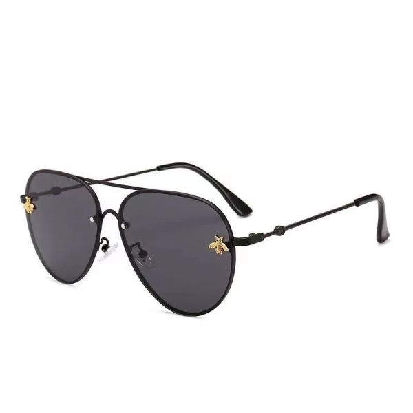 

2023 style polarized black sunglasses for men metal full frame glasses good quality adumbral ornamental beach goggle with original box vinta, White;black