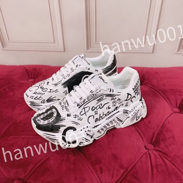 

2023 luxurys casual shoes small white shoes black white low men women fashion versatility soft breathable trendy sneakers