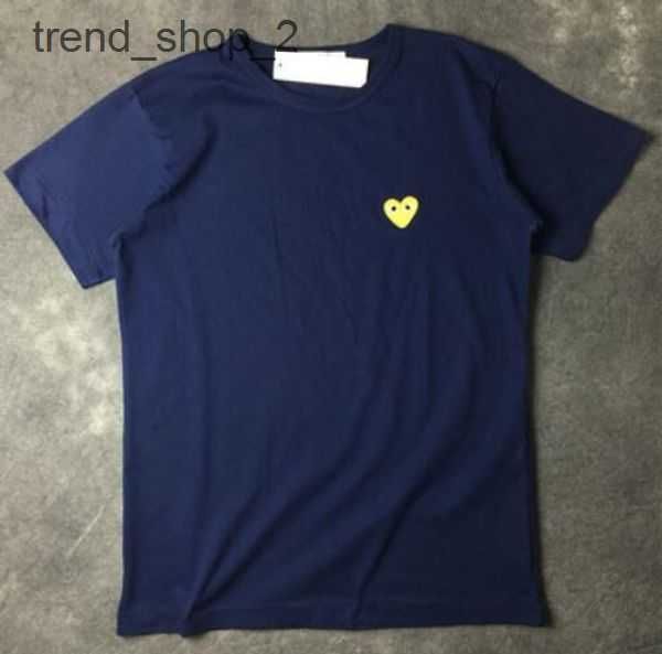 

selling 24color europe fashion men designer play t shirts red heart t-shirts commes casual women des badge garcons cotton embroidery 22 nnwk, White;black