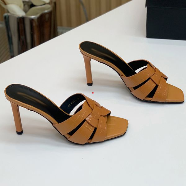 

2023 designer women slides sandal flat mule slipper womens beach slides rubber soles summer flip flops with box -m0025, Black