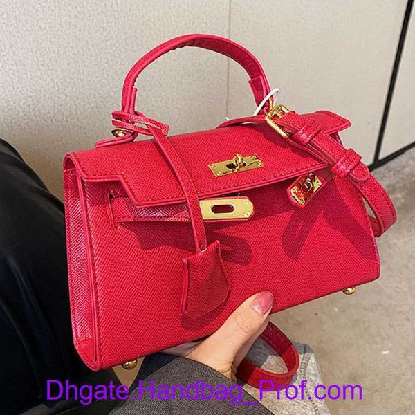 

wholesale 8a quality hemrres kely shoulder handbags of sale fashionable and popular small crossbody bag 2023 spring festival versatile casua