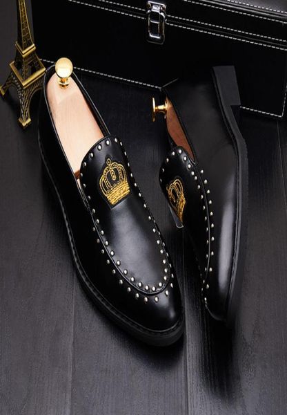

genuine leather mens shoes men039s oxfords embroidery crown business dress shoe for men black white groom shoes weddin6256840