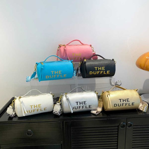 

2023 simple texture bag women's fashion wide shoulder strap crossbody bag large capacity cylinder women's bag 230522