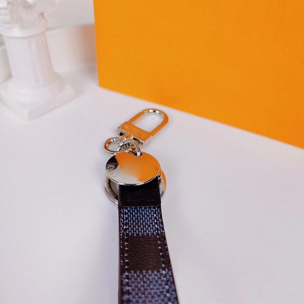 

key chains keychains ring keyrings holders car accessories for mens womens bag charm lanyards designer luxury leather 18k gold- silver-plate