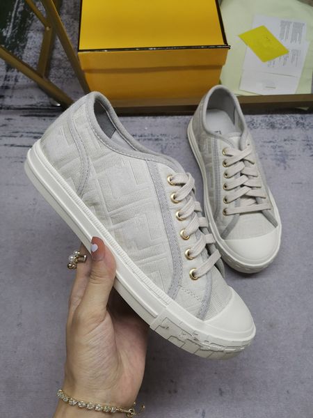 

2023 luxury designer casual shoes classic men women calfskin shoes vintage sneakers reflective sneaker print leisure shoes 0516, Black