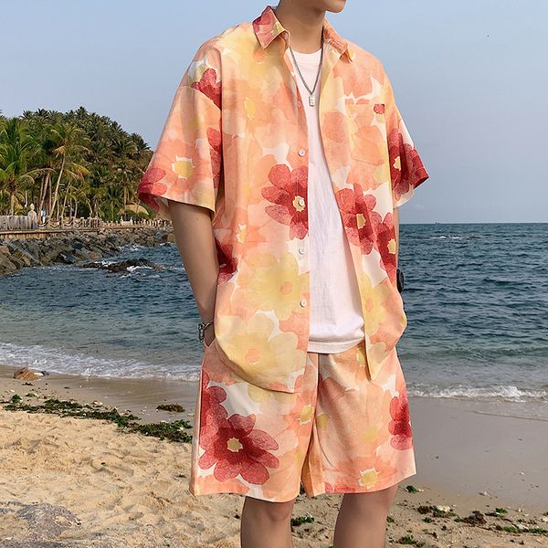 

men s tracksuits summer men sets graffiti floral printing short sleeve shirt with shorts thin oversized beach suit man 230522, Gray