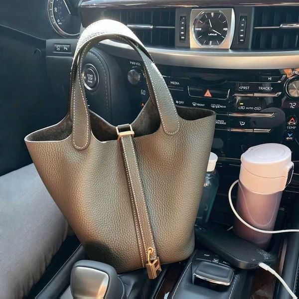 

designer handbag picotin lock cargo her bags 2023 new vegetable basket women's genuine leather your bucket small premium mother bag bri