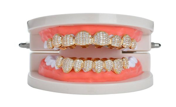 

new hip hop teeth tooth grillz copper zircon crystal teeth grillz dental grills halloween jewelry gift whole for rap rapper me4841608, Black