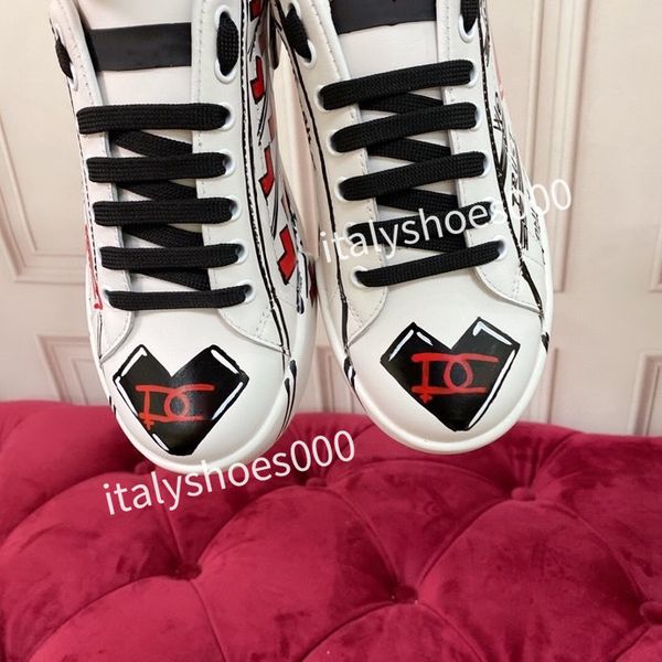 

2023 new fashion designer shoes triple black white men women fashion sneakers boots platform shoes
