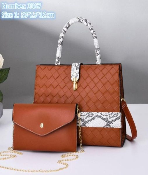 

whole ladies leathers shoulder bags elegant contrast stitching snake handbag large capacity solid color leather tote bag joker2772299