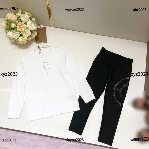 

luxury tracksuits designer kids clothes child sets size 100-160 cm 2pcs round neck long sleeved sweater and solid colored leggings, White