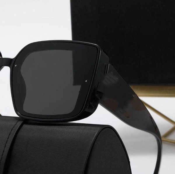 

menswomendesignersunglasseschannelglassesfashioneyeweardiamondsquaresunshadecrystalshapesunfullpackagelu, White;black