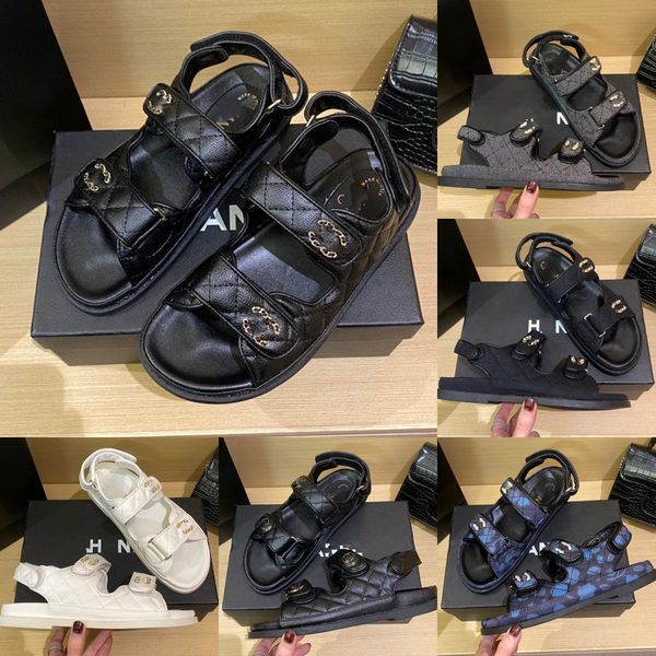 

2023 luxury women ladies sandals quilted designer sandles shoes platform flats low heel wedge diamond buckle sandal slip on ankle strap beac, Black