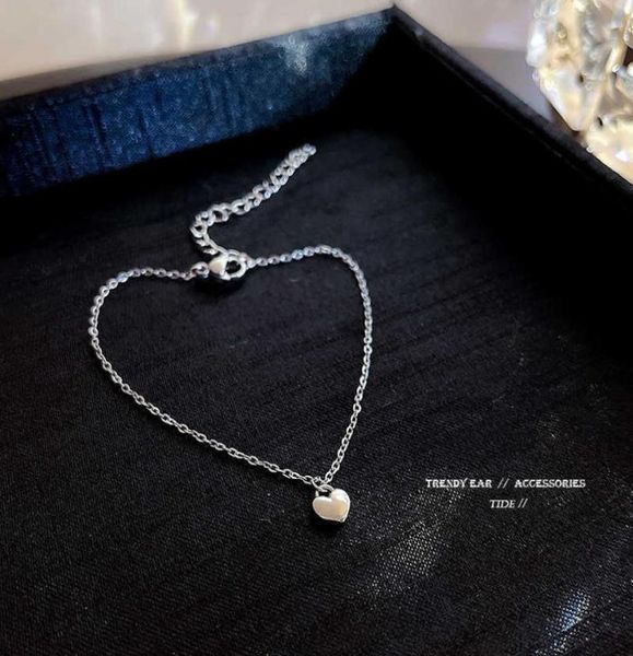 

korean temperament love bracelet women039s fashion simple peach heart girlfriends gift pendant hand jewelry4054028, Black