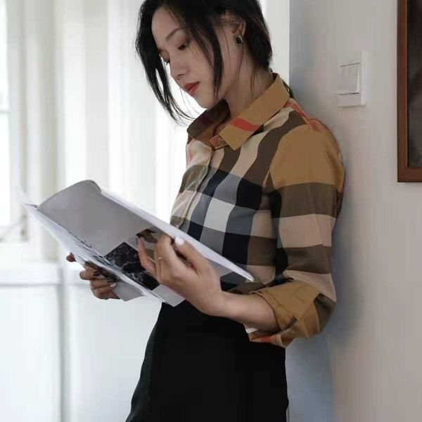 

fashion mens shirt classic plaid striped long sleeved shirts designer shirt men women cardigan jacket, White;black