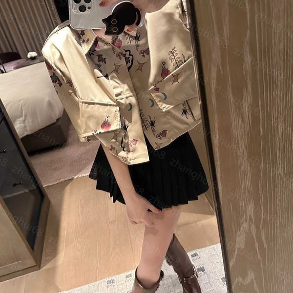 

23ss women shirt high neck blouse womens designer clothing lapel new short sleeve shirt coat with floral print tooling pocket women clothes, White