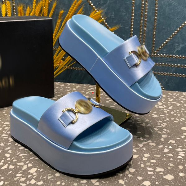 

2023 fashion woman embroidered fabric slides slippers black beige multicolor embroidery mules womens home flip flops casual sandals summer l