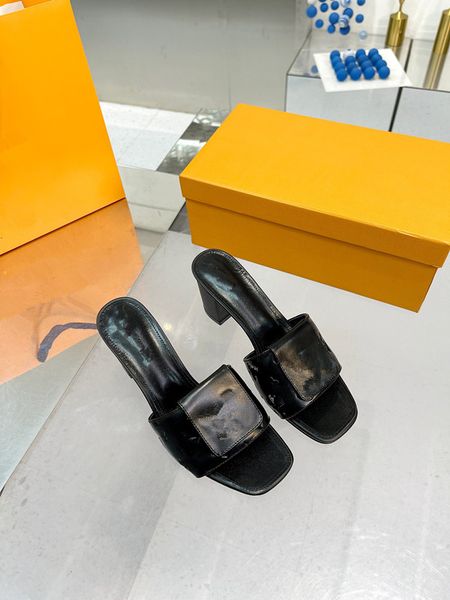 

platform slippers for womens ladies leather designer slides sliders taupe triple black flats mules scuffs man sandal loafers shoes interlock