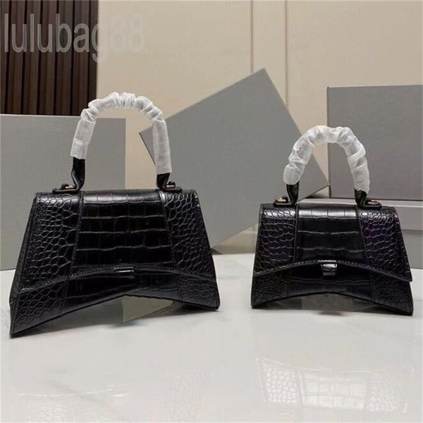 

designer bag hourglass lady bag leather pochettes crocodile embossed multicolor shoulders present parties womens letters red white bag cover
