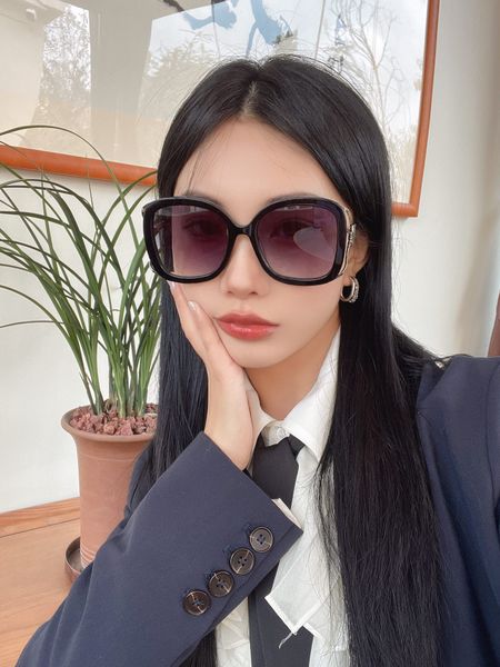 

designer sunglasses women's sunglasses trendy sense square mirror leg franc baked lacquer glasses goggles sports driving multiple style, White;black