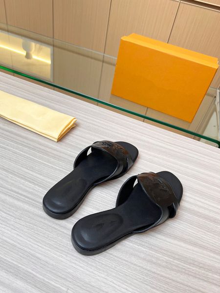 

luxury designers women letter slippers ladies wool slides winter fur fluffy furry letters sandals warm comfortable fuzzy 0516, Black