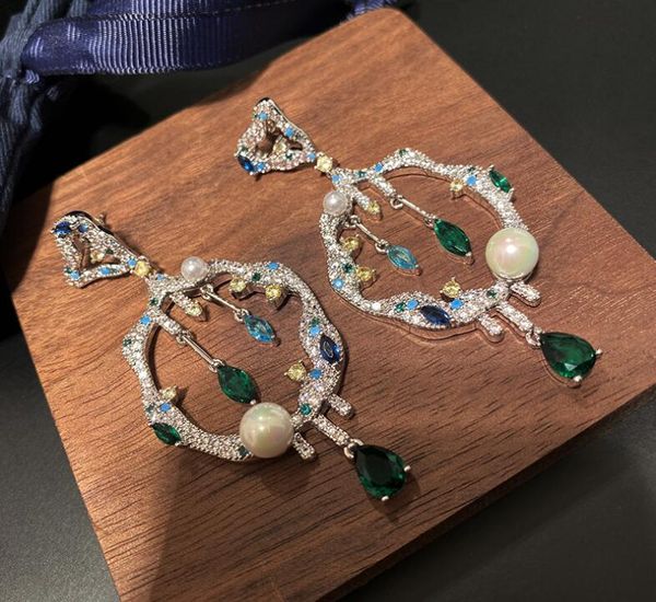 

knot retro color green rhinestone abstract graphic earrings exaggerated irregular ear accessories, Silver