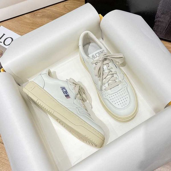 

autry genuine leather small white thick sole 2023 autumn new lace up versatile casual sports board women's single shoes