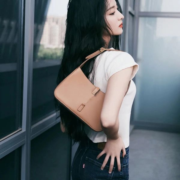 

genuine leather hobo bag designer handbag 24.5cm luxury shoulder bag delicate knockoff evening bag with box yy008
